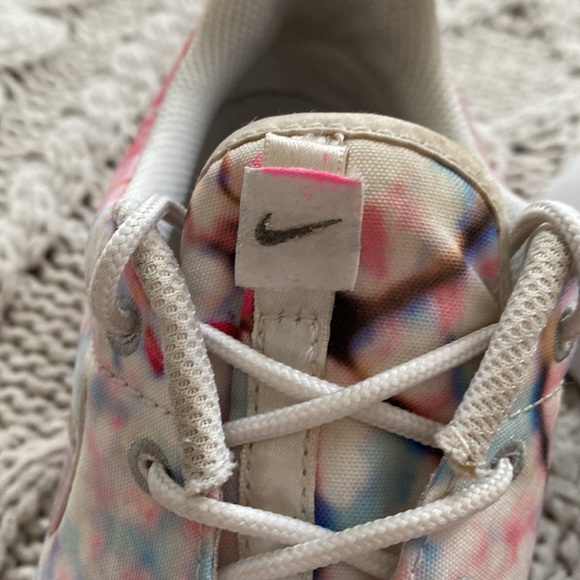 Custom Nike Aurora Iridescent Cherry Blossom Roshe 1 One Women Size 7 - Picture 6 of 8